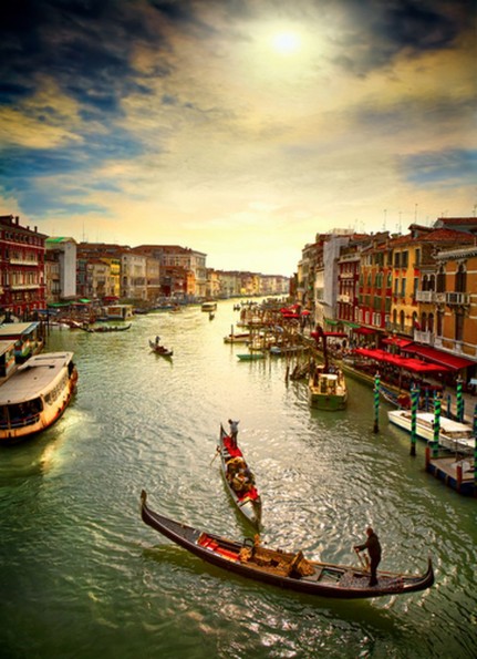венеция,гандолы